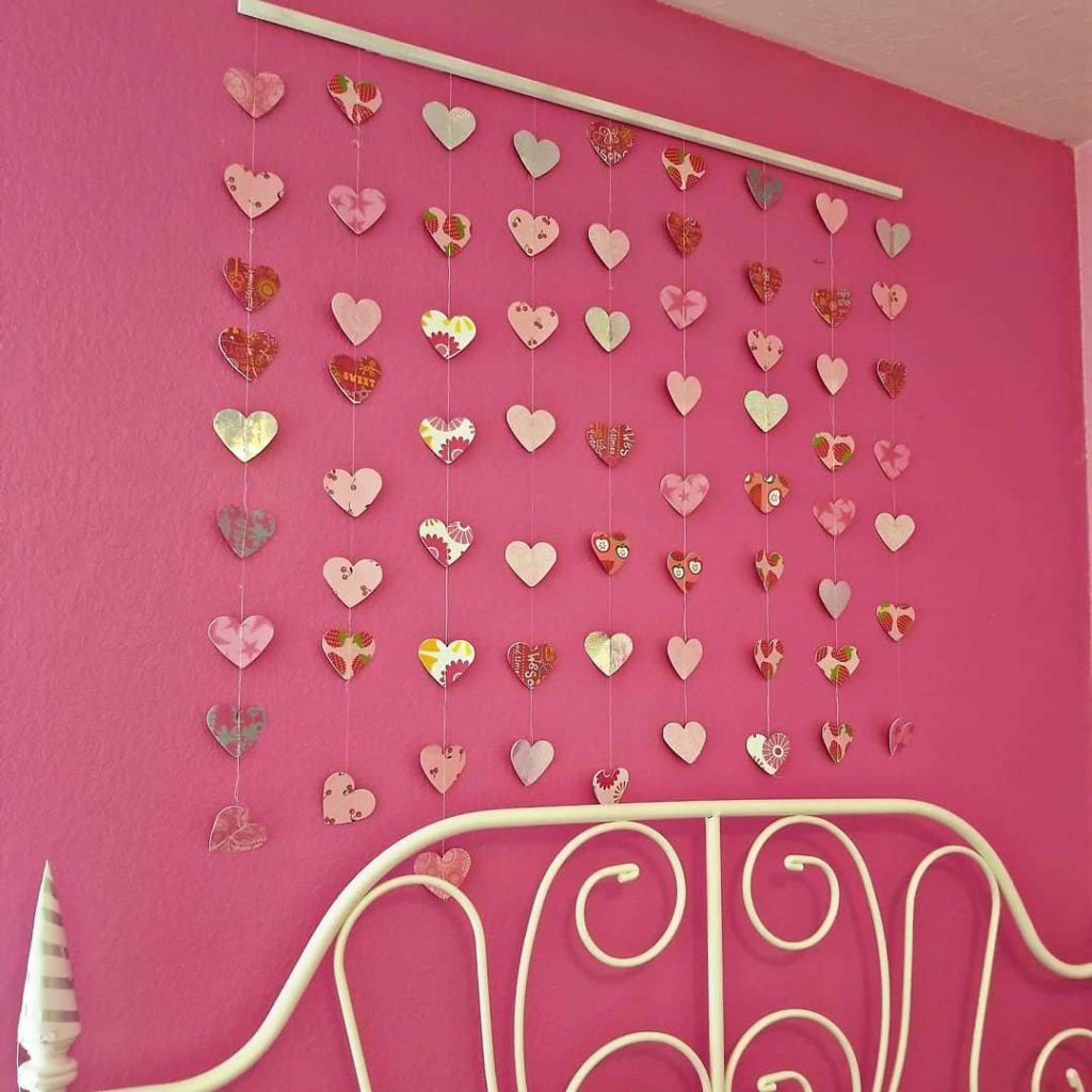 Paper Heart Waterfall Craft - Thrifty & Crafty